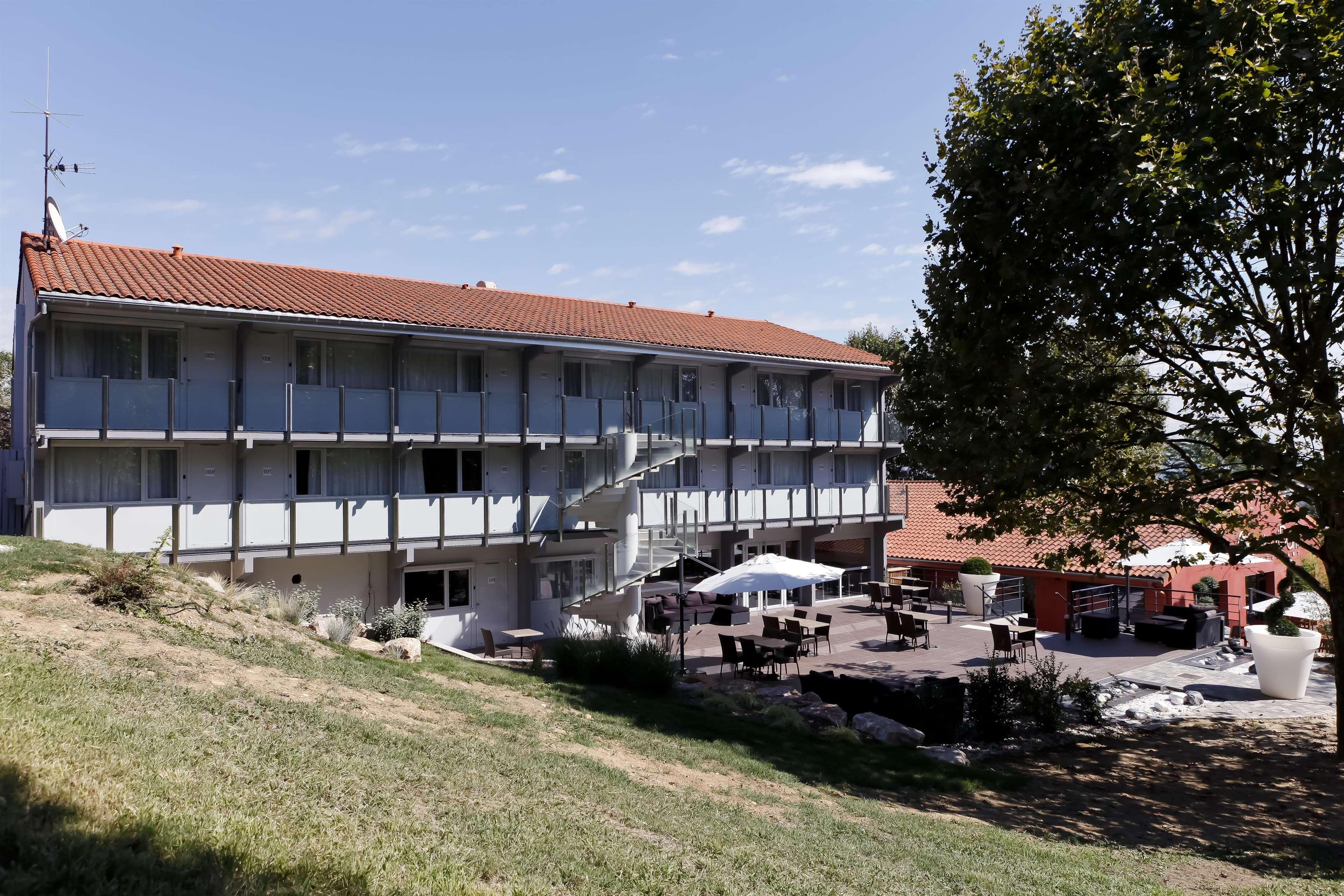 Kyriad Lyon Sud Sainte Foy Bagian luar foto